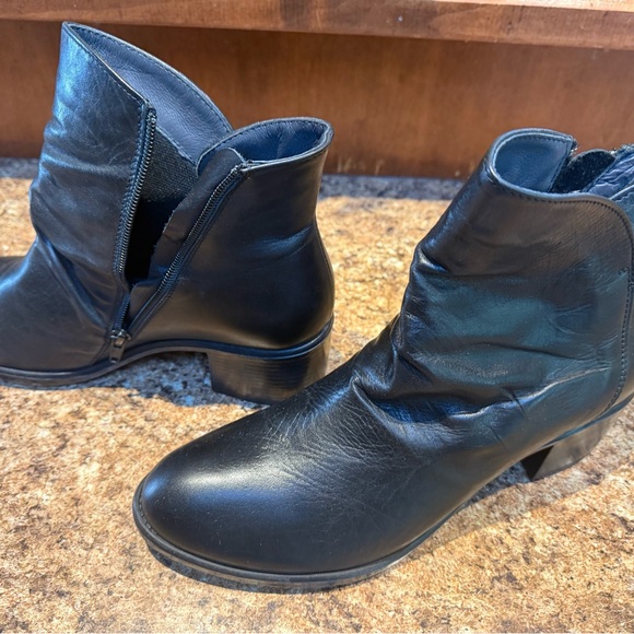 NEW EOS Ladies Black Leather Robbi Boots Size 41 - Picture 5 of 12